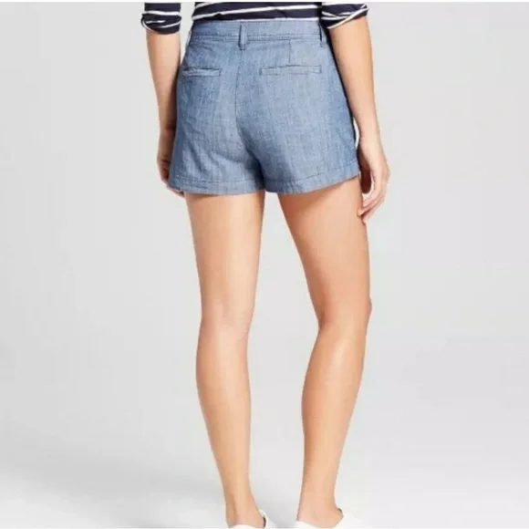 {A New Day} Chambray Shorts in Blue - Womens 4 - Picture 2 of 12